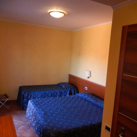 Albergo Dei Leoni Monterotondo  Cameră foto